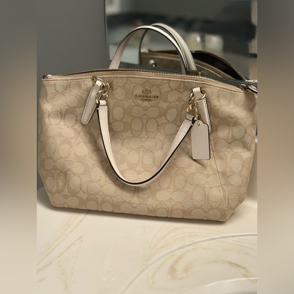 COACH Signature Canvas Small Kelsey Satchel Bag - Light Khaki/Chalk (NEW) - Picture 3 of 12